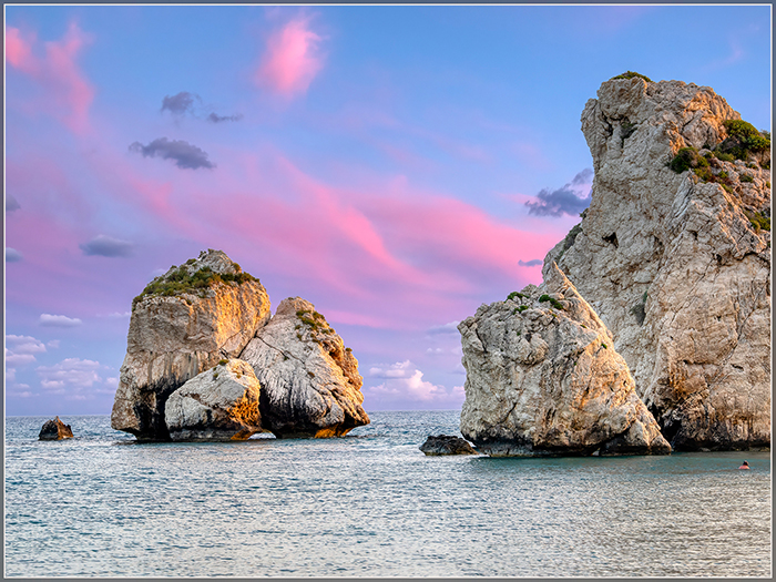 4 Joint (Phil Burns) VHC Aphrodites Rocks web