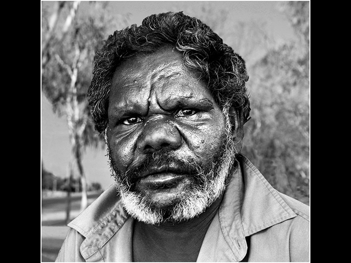 7 Joint (Ron Davies FRPS) HC Joe Billingbimbi web